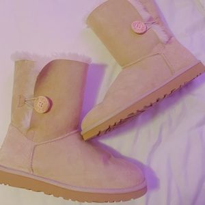 UGG BOOTS 🤩